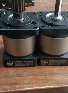 【议价】步进电机减速机两台型号LRF60-L1-05-S2-