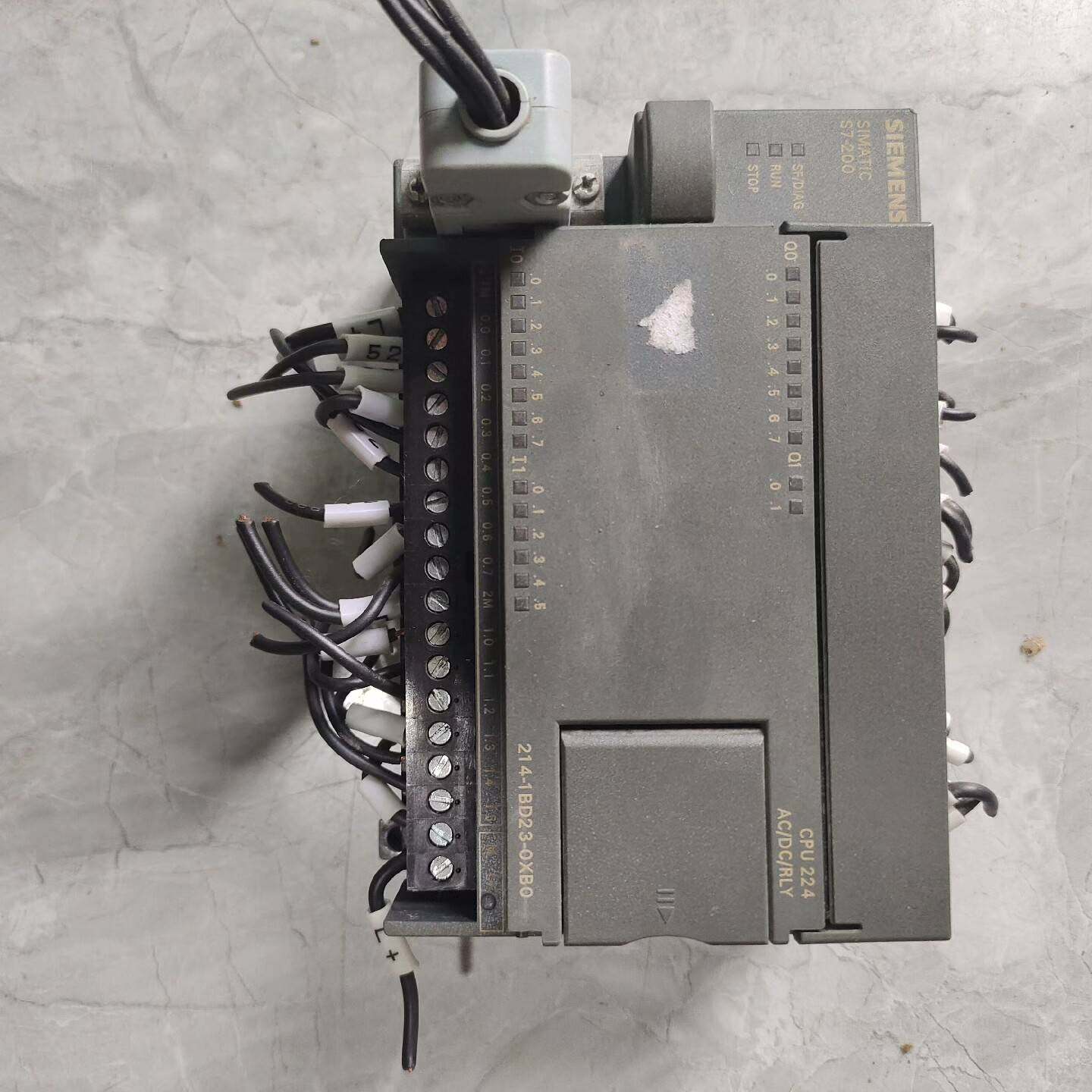 议价西门子PLC  214-1BD23-0XB0  实物拍摄