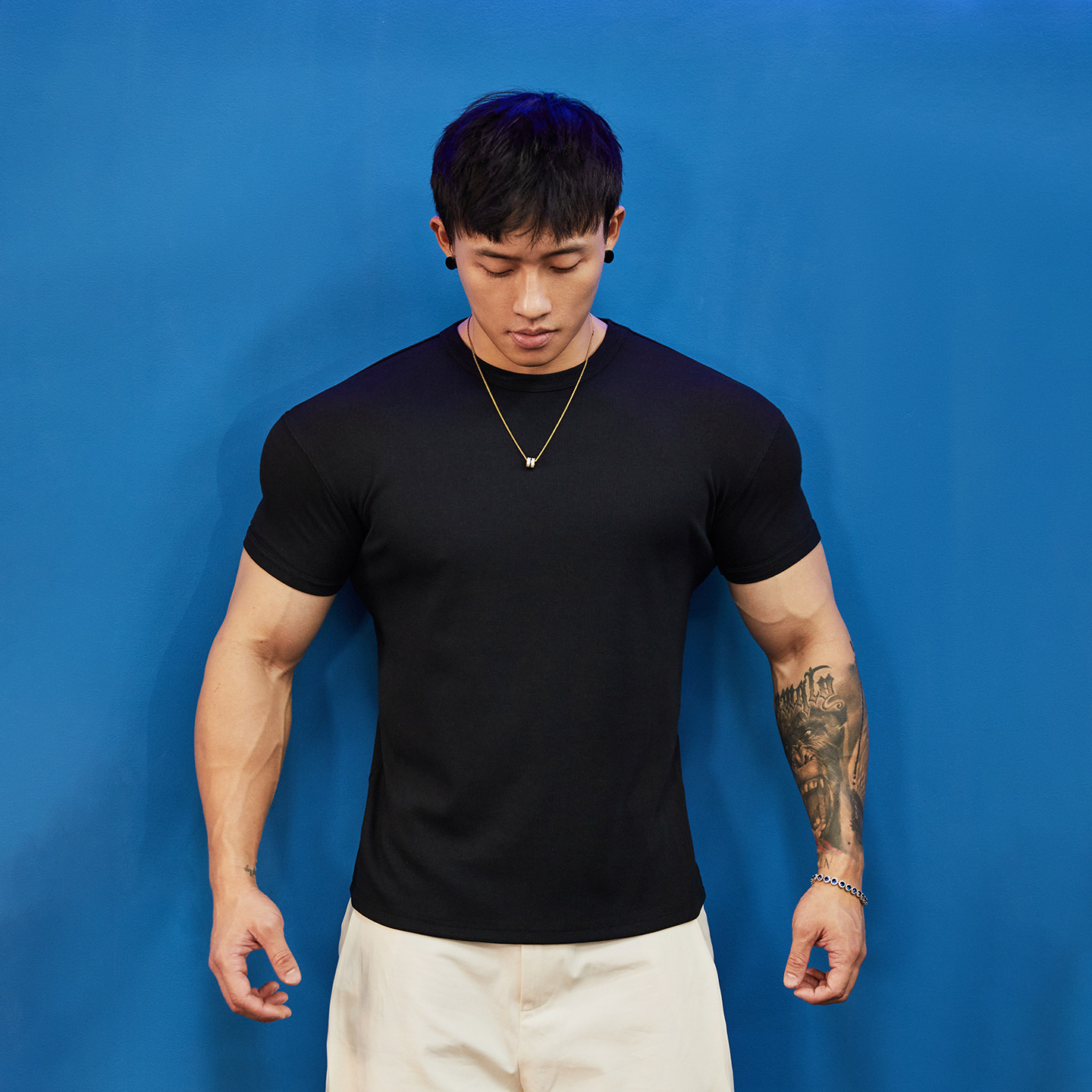 BLUESFLY夏季极简健身运动修身短袖T恤男休闲训练服收袖口上衣潮