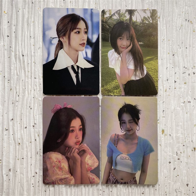 虞书欣专辑卡片明星周边 ep蓝衣眨眼 包邮拖脸嘟嘴欣小卡 草坪欣