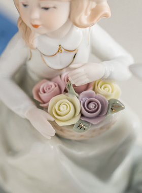 创意可爱西洋女孩陶瓷摆件卧室少女心艺术品摆设送闺蜜生日礼物