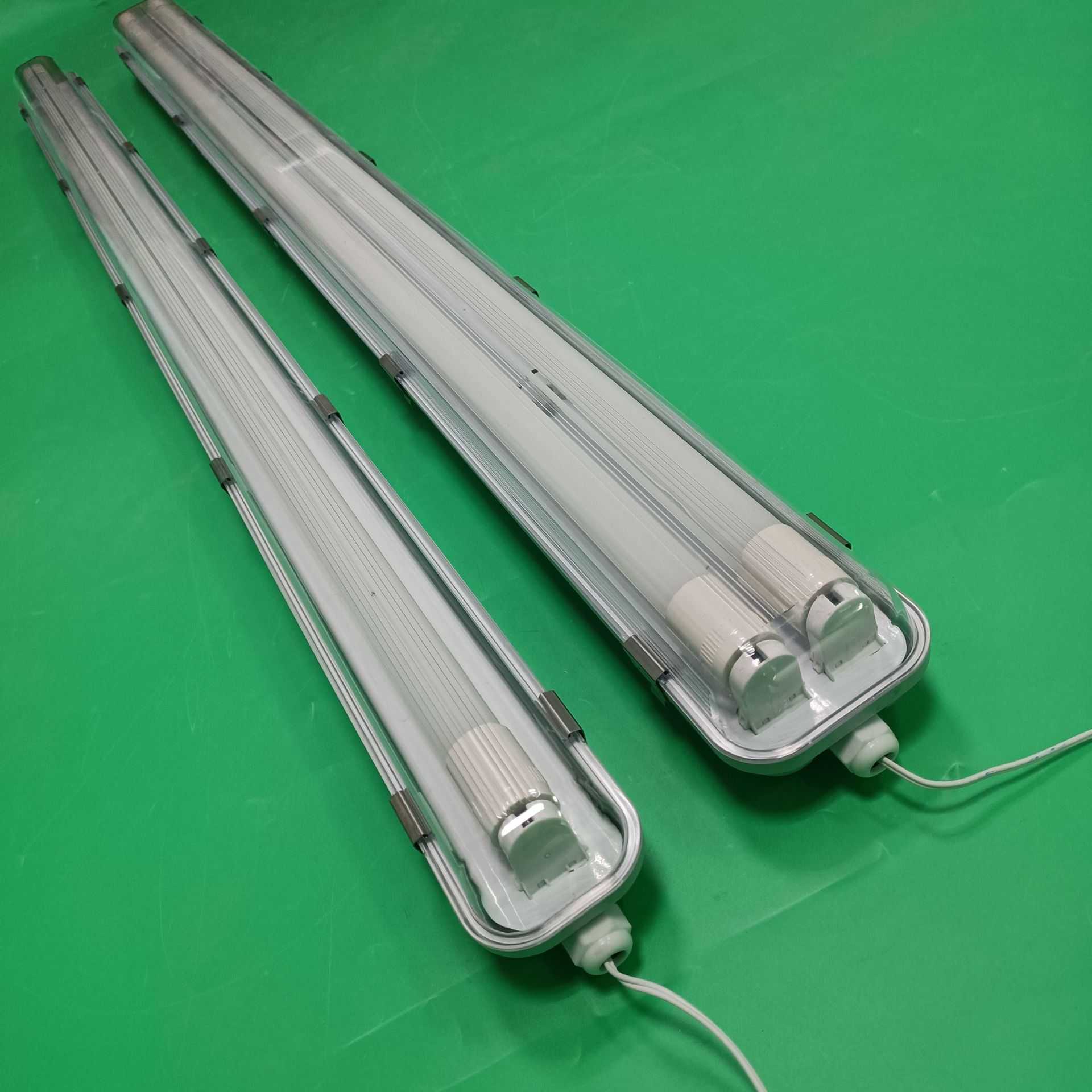 工厂促销led应急三防灯支架 T8双管三防灯外壳 1.5米防水三防灯