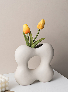 北欧简约陶瓷花瓶l家居客厅餐桌插花小众艺术抽象仿真花装饰品摆