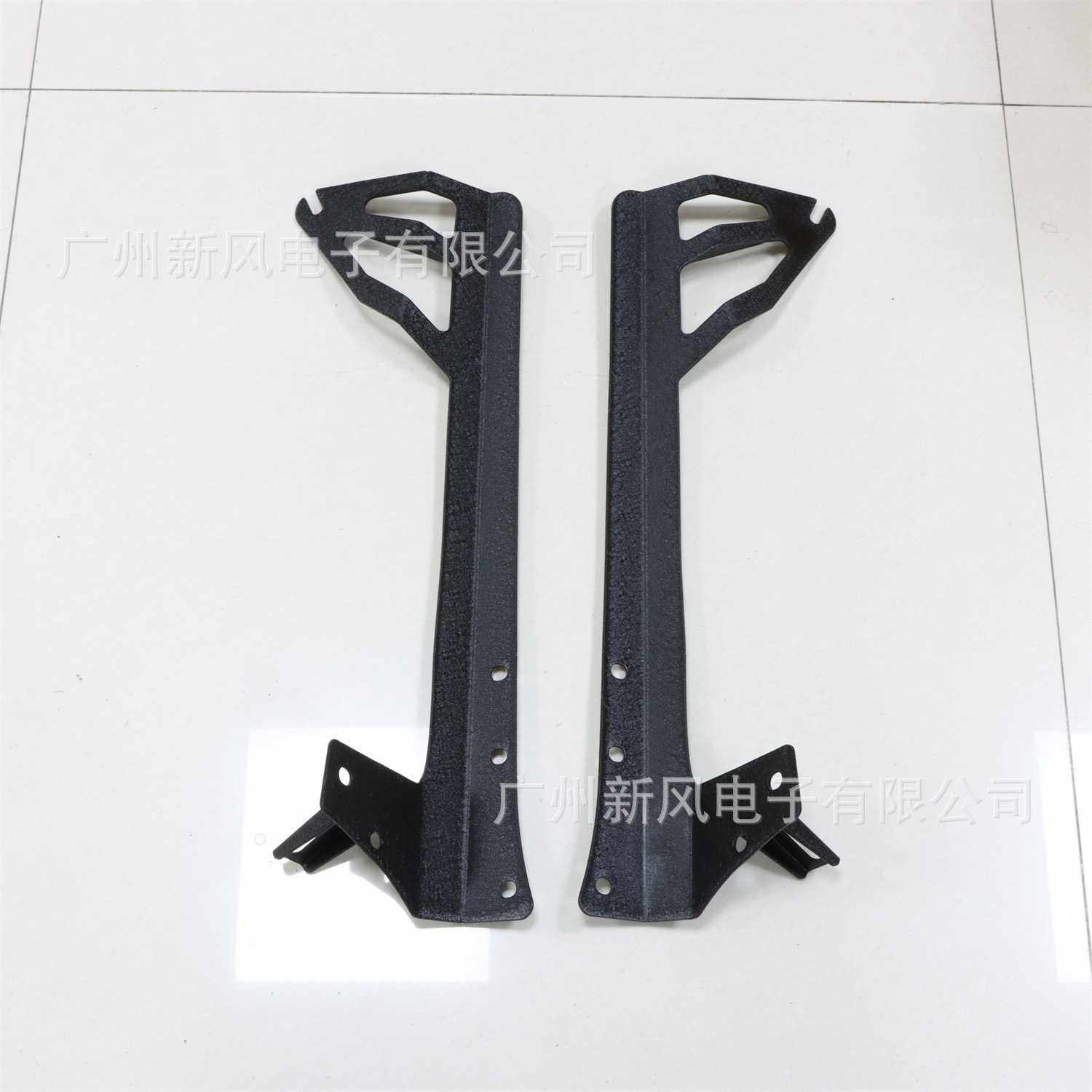 适用于牧马人JK52寸LED车顶灯长条灯支架越野长条灯支架厂家