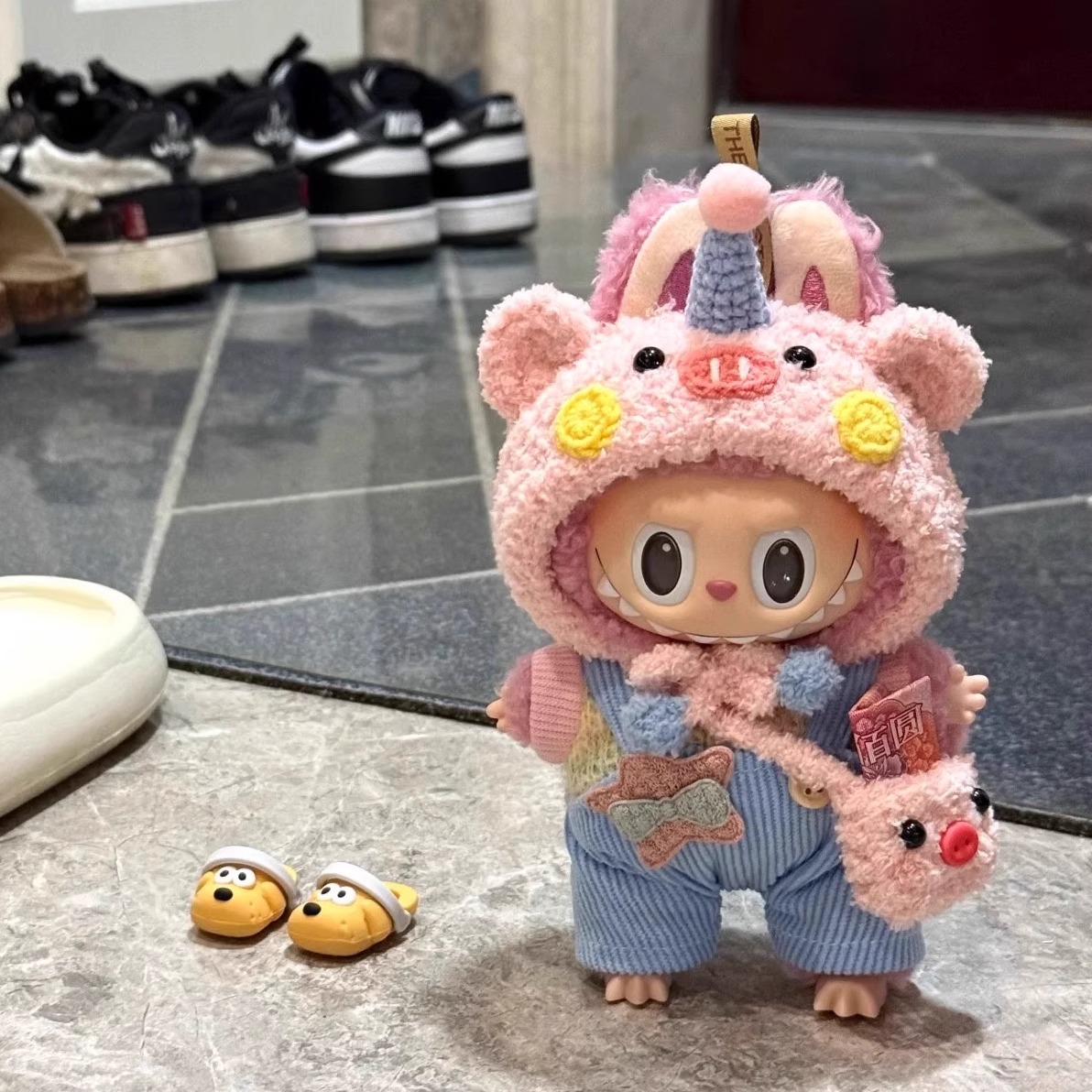 labubu套装粉猪帽可爱卡通着替