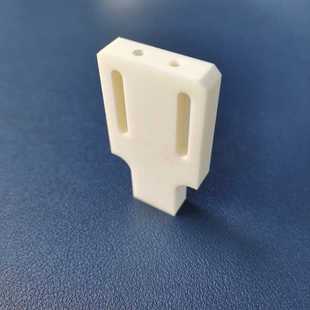 抛光高精度99氧化铝陶瓷异形板米黄色陶瓷块