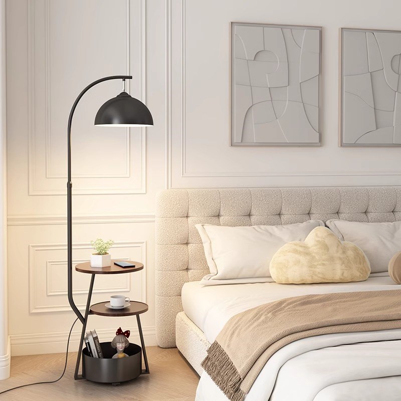 奶油风落地灯客厅沙发边几简约现代北欧卧室床头柜氛围Z灯实木灯