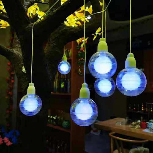 厂家直销LED装饰灯串RGB同步变色12球七彩吊灯PC塑料发光球造型灯