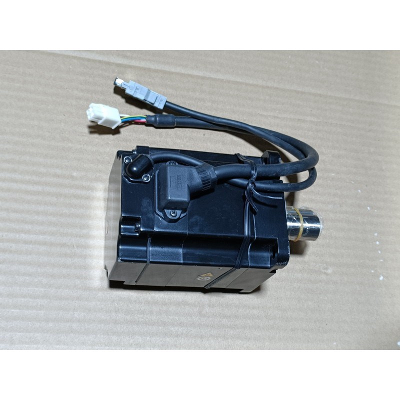 安川7系伺服电机750W SGM7J-08AFC6S