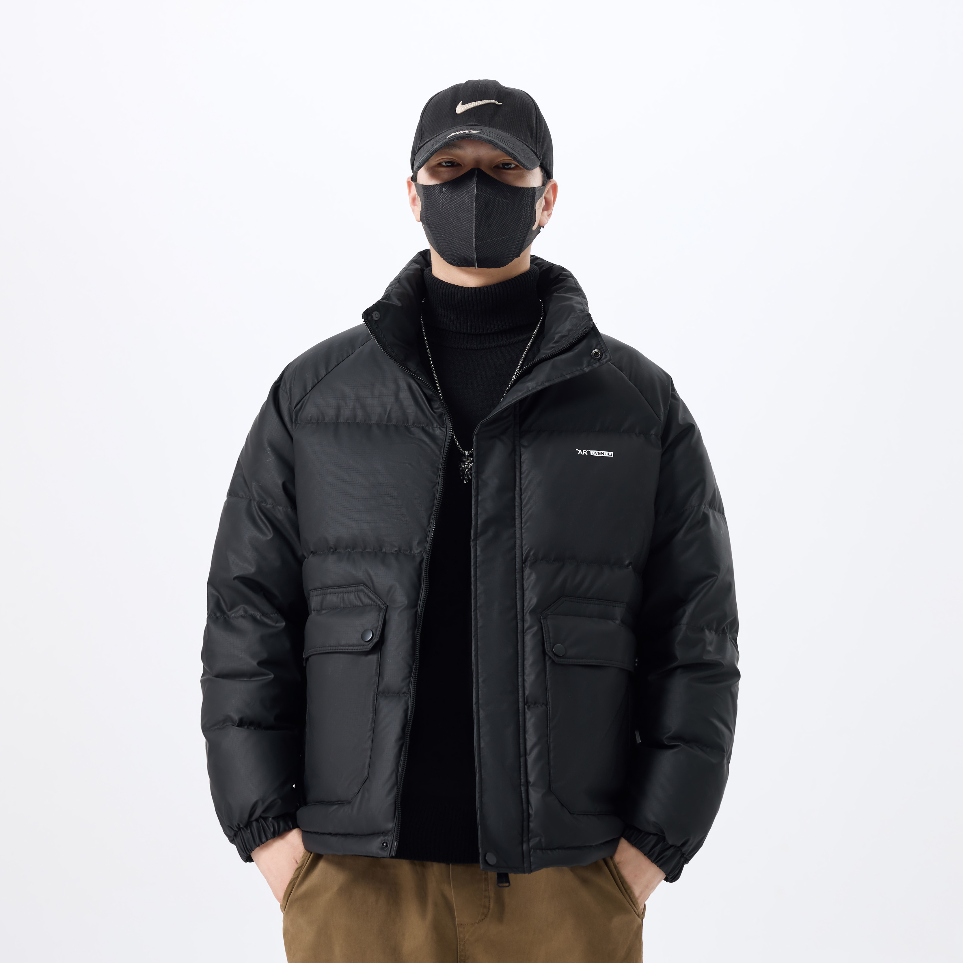 2025新款短款立领加厚保暖羽绒服