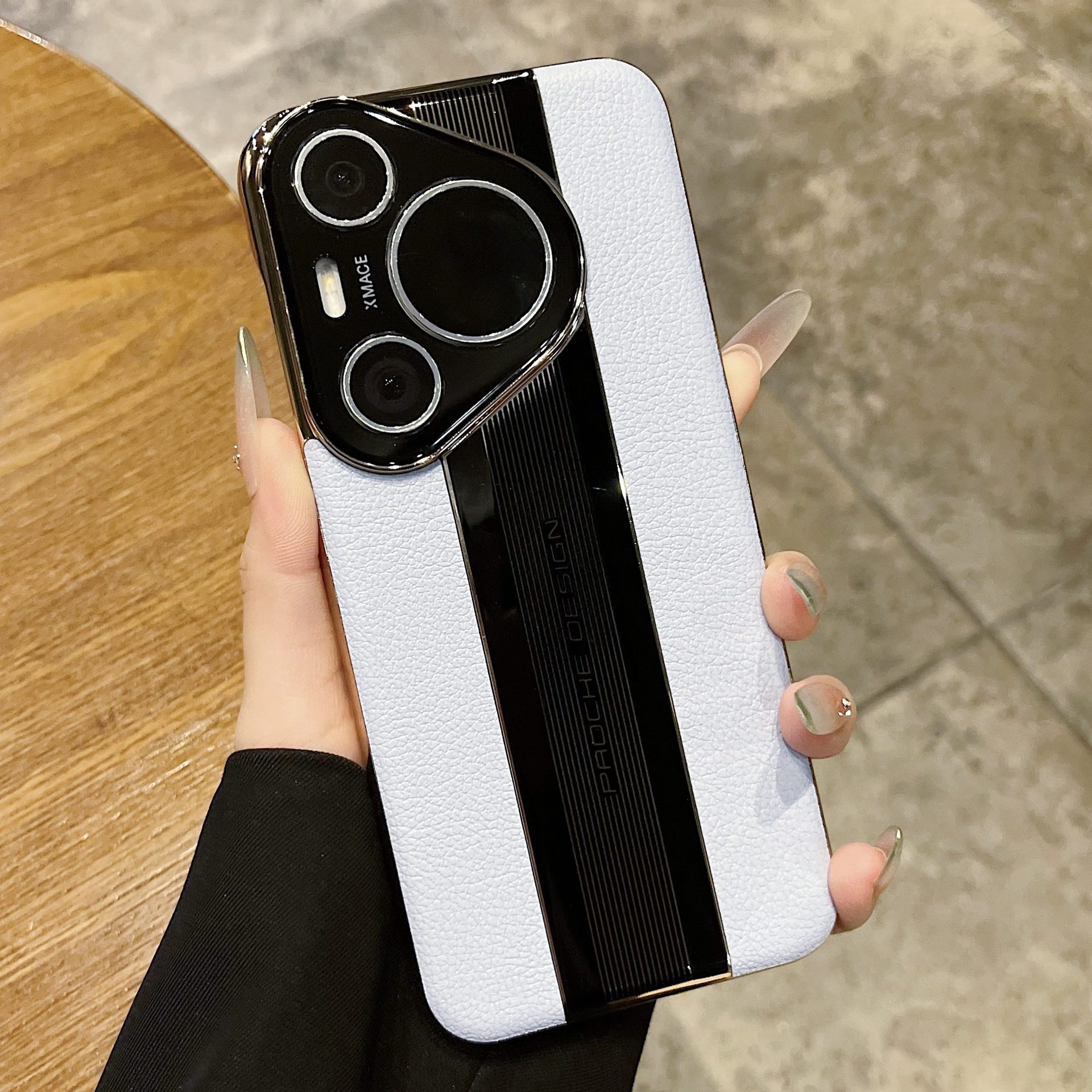 适用华为pura70pro+新款手机壳Ultra高档秒变保时捷皮质mate70pro