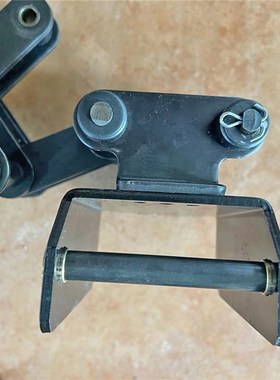 首轮基辅斗山刀库BT50铁架挡板刀库配件链条刀套U型支架固定板