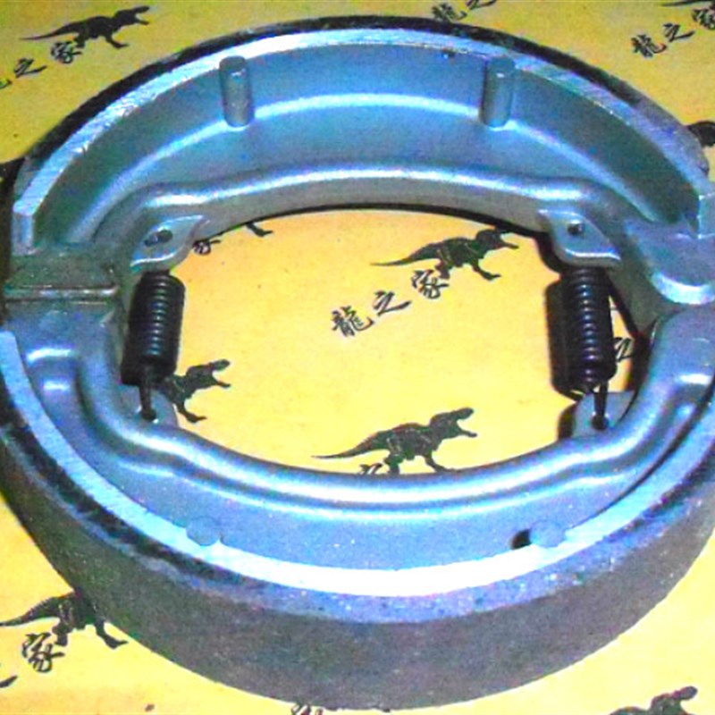 锋影WH25-6/WY125锋驰大嘉陵CBT125/CM125摩托车鼓刹后刹车片