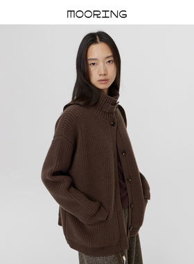 MOORING泊 100%羊毛坑条纹粗棒针落肩显瘦开衫秋冬毛衣