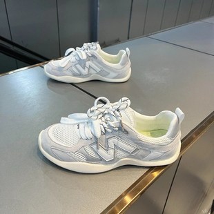 43学生百搭运动鞋 小白鞋 女鞋 新款 2025夏季 网面透气女t休闲大码