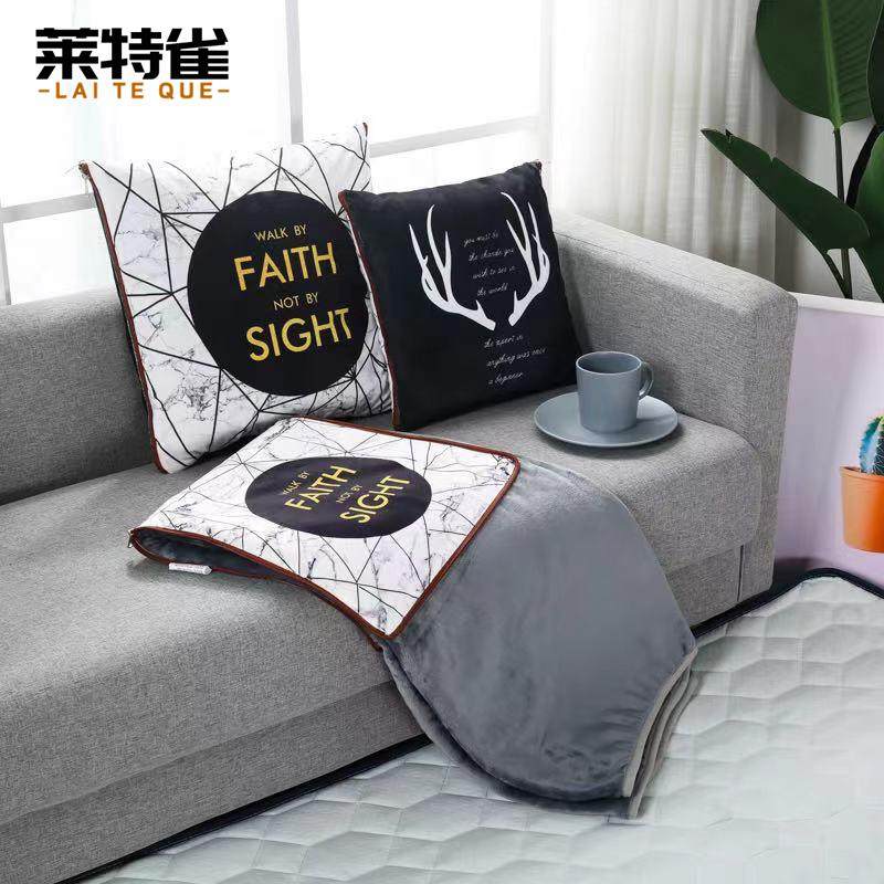 多功能卡通抱枕毯珊瑚绒抱枕毛毯二合一汽车办公室靠垫枕抱枕被子