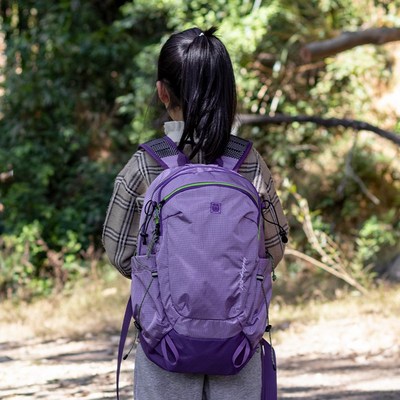 儿童户外登山包女孩外出旅游背包轻量化徒步O双肩包超轻便出游爬