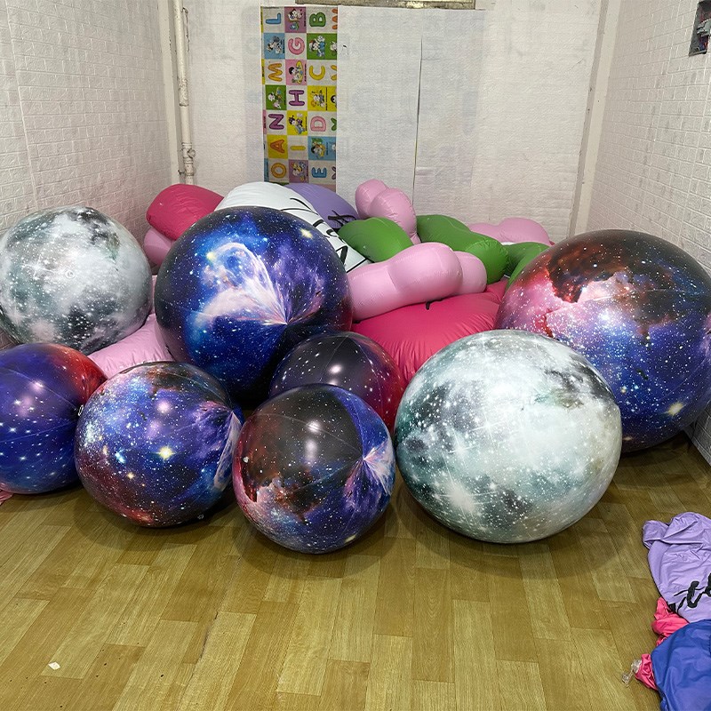 充气星球气模定制八大行星宇航员大型发光月球模型商场婚礼PVC