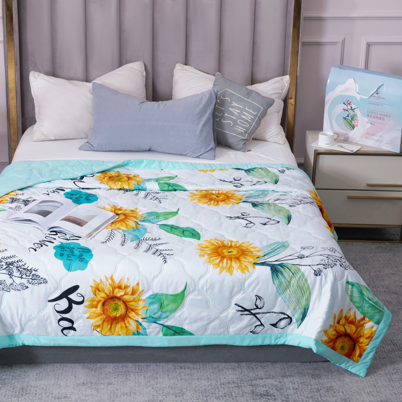 厂家直销夏凉被礼品薄被做活动夏被盒空调被空调礼盒装礼盒化纤被