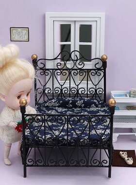 1:12娃娃屋dollhouse迷你家具卧室场景摆件黑色袖珍铁艺双人床