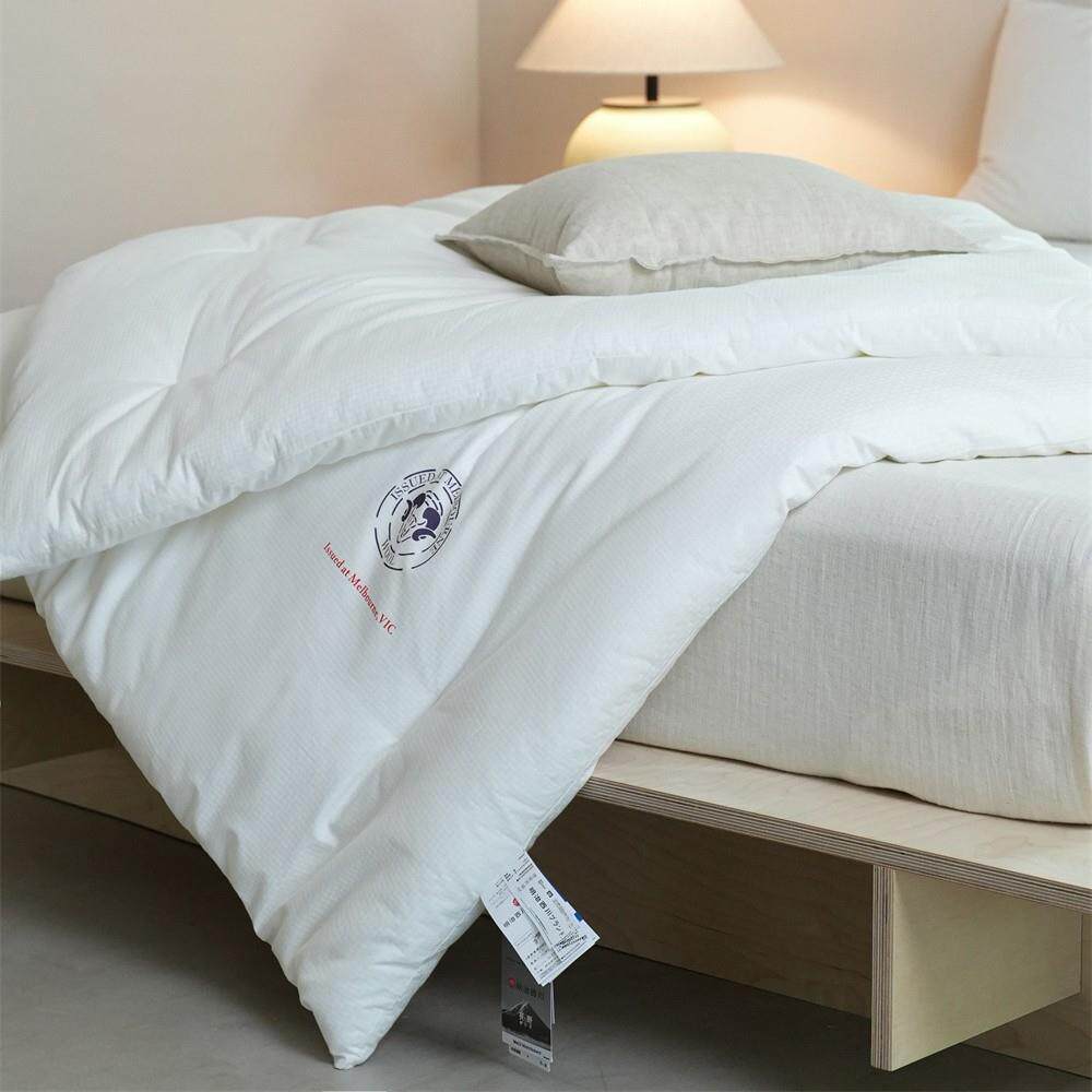 澳大利亚超细绵羊毛纯棉轻盈春秋被蓬松保暖加厚冬被被子纤维被芯