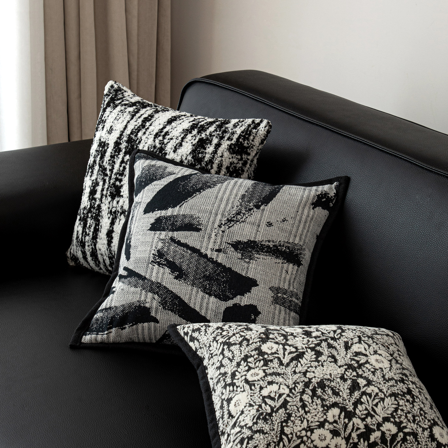中古风现代简约黑白轻奢客厅抱枕
