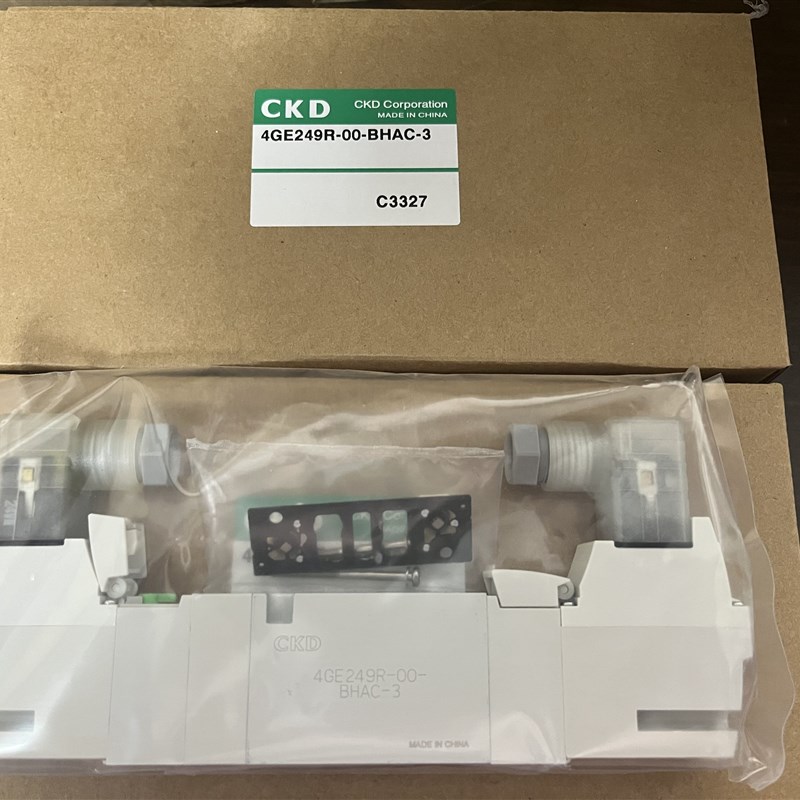全新原装CKD电磁阀4GE249-BHA  24V  4GE249R-00-BHAC-3。...