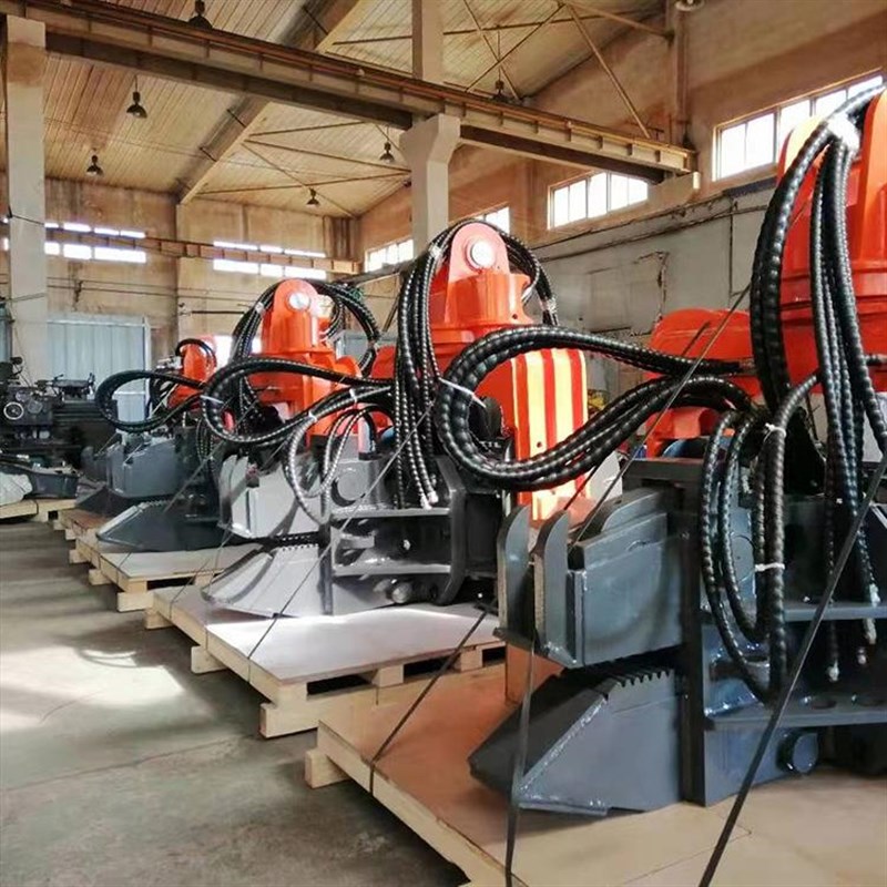 挖机式锤打桩钻伏发电螺旋孔机拧光伏螺旋桩打Y825光桩机