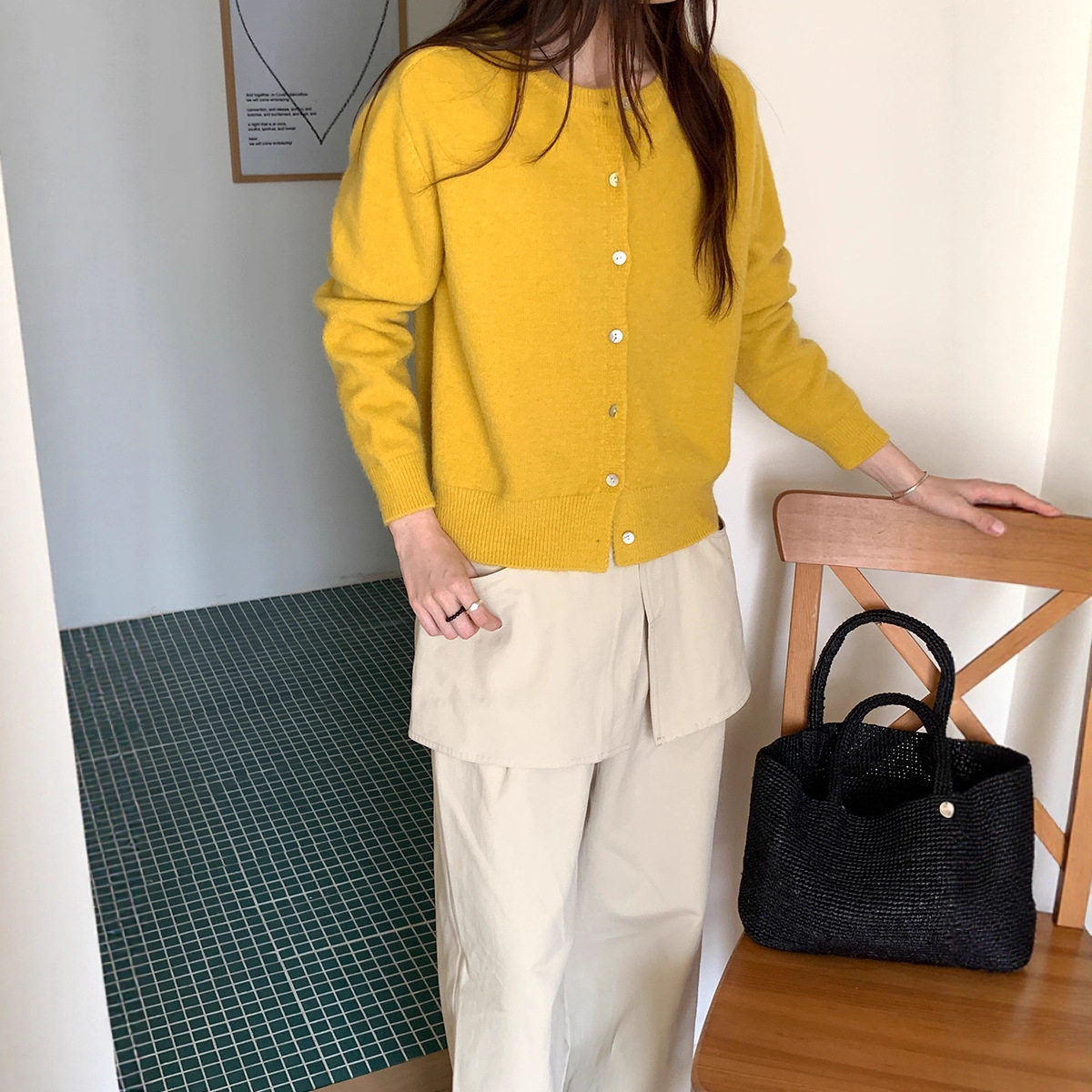 黄色圆领毛衣外套女2025秋季新款韩版宽松百搭长袖开衫针织上衣