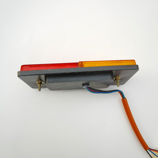 五征农用三轮车原厂奥翔 小银虎新款刹车灯后尾灯