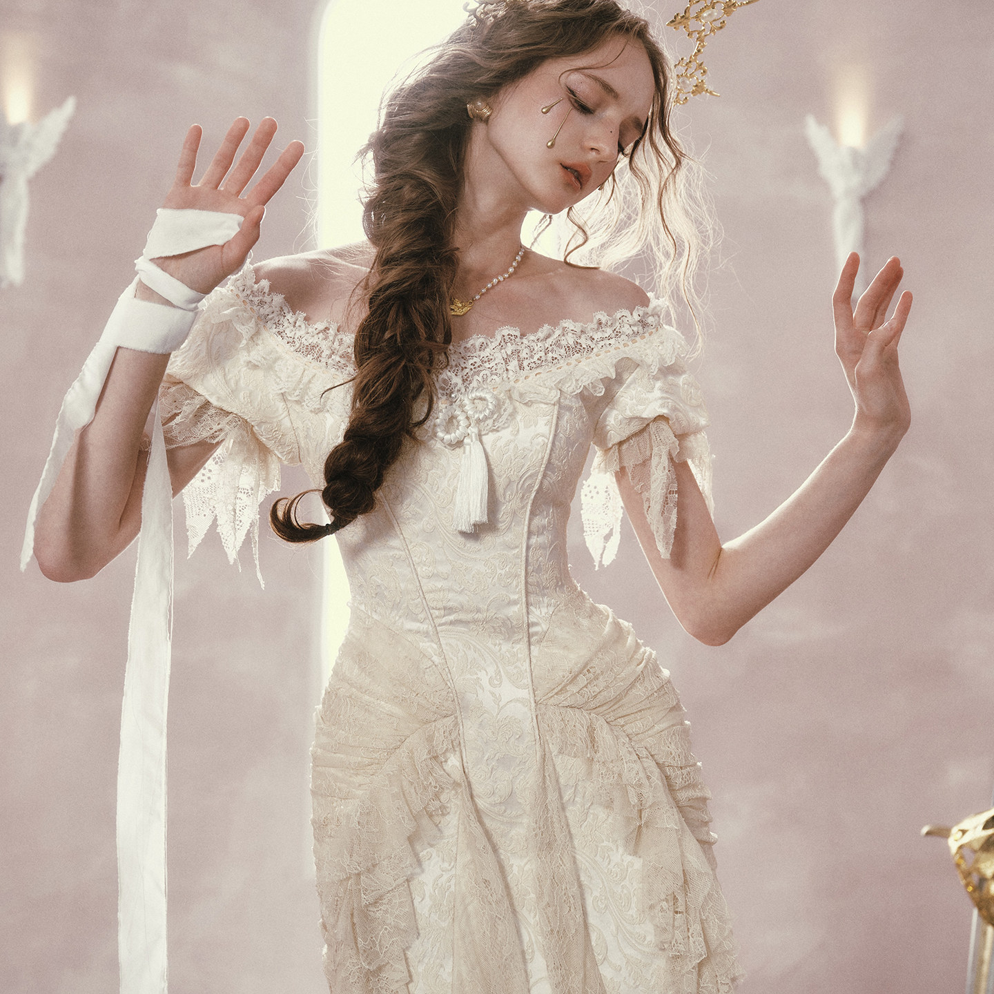 LaceMade旗舰店 圣冕战士 法式复古宫廷白色设计感鱼骨连衣裙礼服