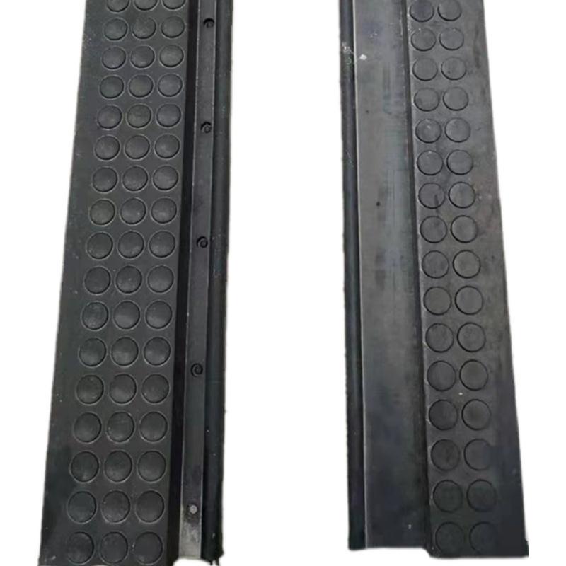 轮缘槽橡胶嵌条轨道塞条填充块橡胶压条铁路检修车库轮沿槽橡胶条