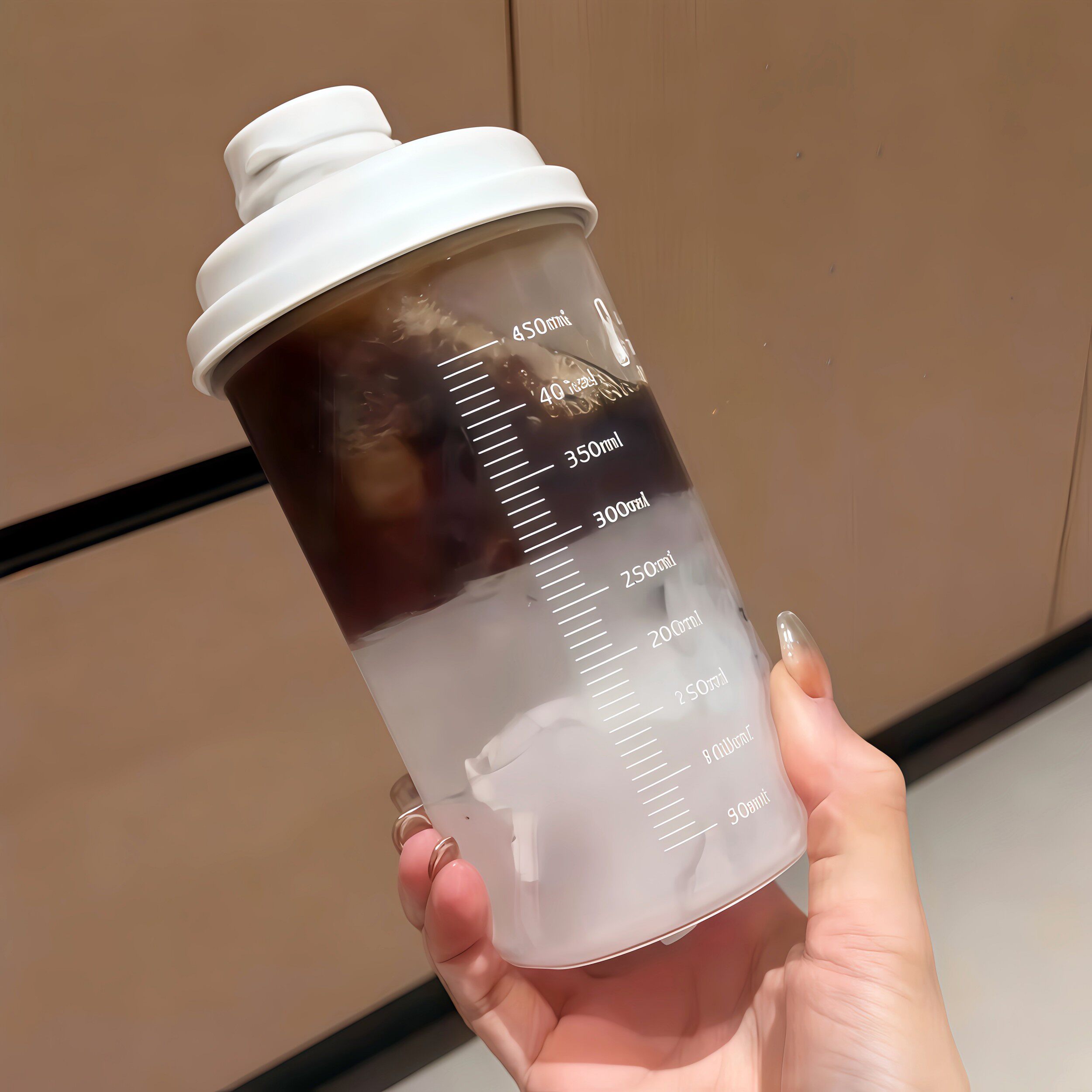 咖啡冰杯反复使用外带冷泡杯饮料冷萃杯食品级制冰盒带刻度保鲜杯