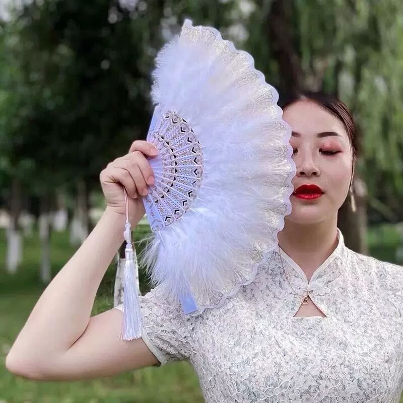 扇子羽毛扇古典蕾丝配旗袍的古风仙气汉服走秀折扇毛毛粉色舞蹈扇