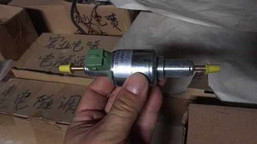 吊车配件上车空调京威脉冲泵正品