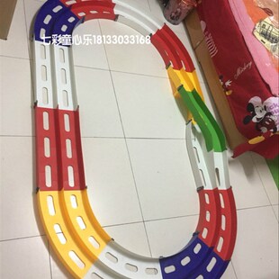 赛车道彩色四驱车比赛竞 速发现货四驱车双轨n道立交跑道活动拼装