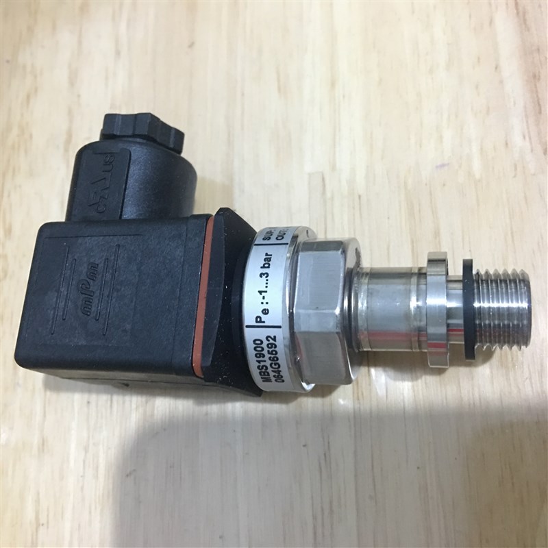 原装Danfoss P140丹佛斯压力传感器 MBS1900 064G6592