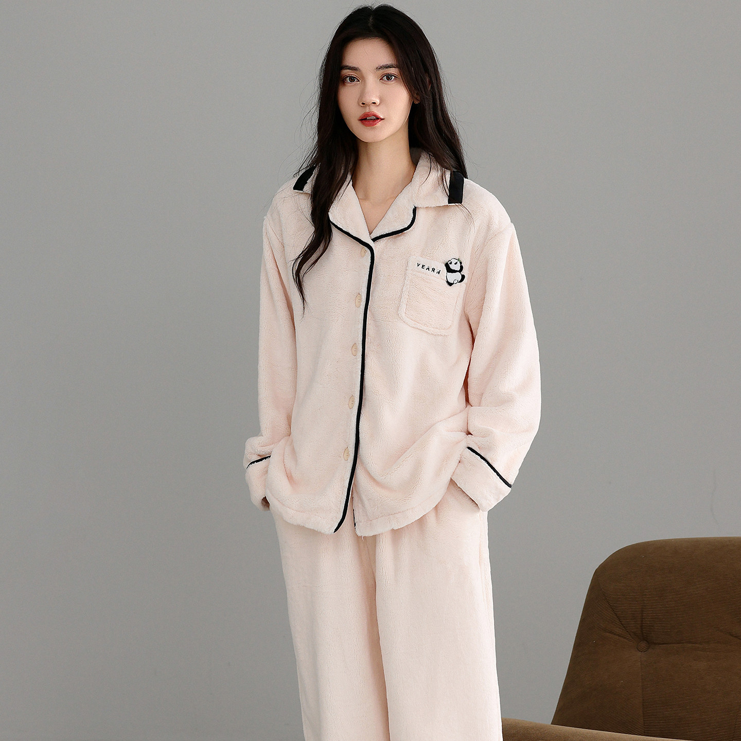 女士睡衣加厚法兰绒秋冬长袖长裤睡衣/家居服套装