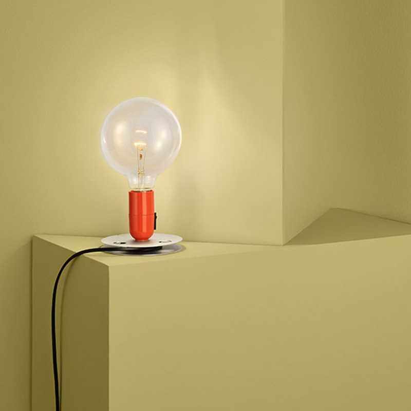 北欧简约现代卧室床头灯具创意浪漫灯饰装饰时尚复古大灯泡台灯,3C数码配件,摄像机配件,淘宝优惠券,粉丝福利购,淘宝优惠卷