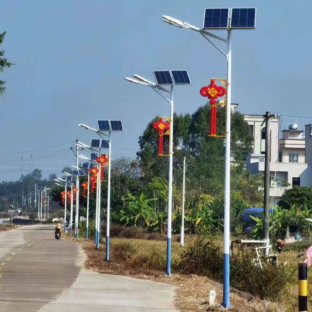 户外超亮LED太阳能路灯6米8米防水道路照明轩辕灯智能节能