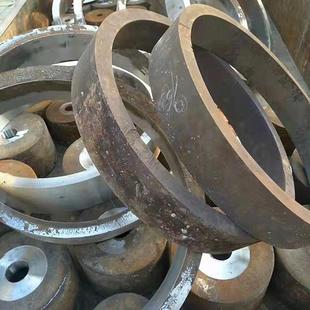 雷蒙磨配件厂家铲刀磨辊磨环梅花家中心筒风机全部提升机粉碎机