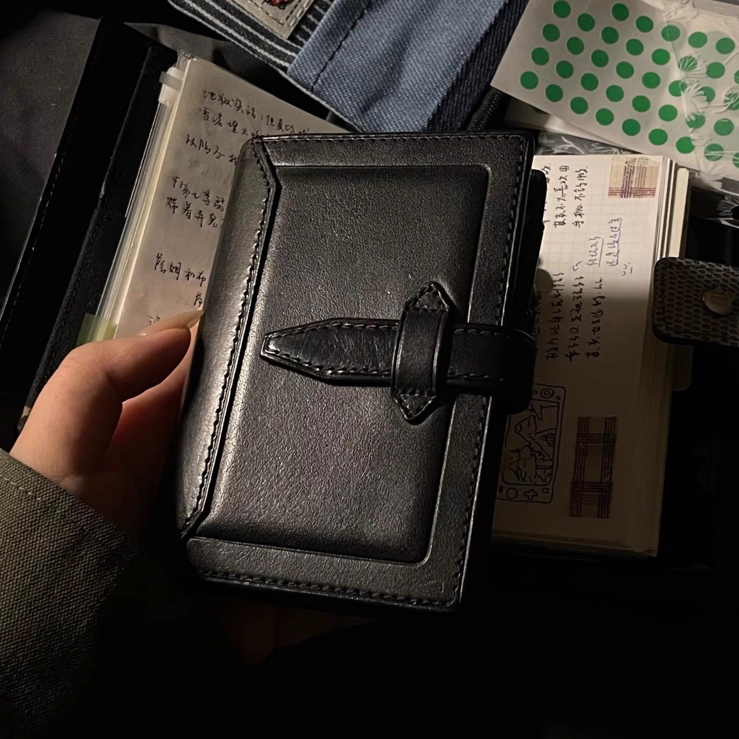 小红书同款复古黑色m5活页手账本手工皮质高颜值学生日记事笔记本,文具电教/文化用品/商务用品,手帐/日程本/计划本,淘宝优惠券,粉丝福利购,淘宝优惠卷