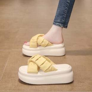 百搭一字拖沙滩凉 绝美厚底松糕增高拖鞋 女夏季 外穿2025新款 L时尚