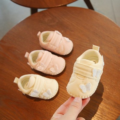 2025春季一岁女宝宝学步鞋软底6-12个月婴儿鞋子U春秋款婴儿公主