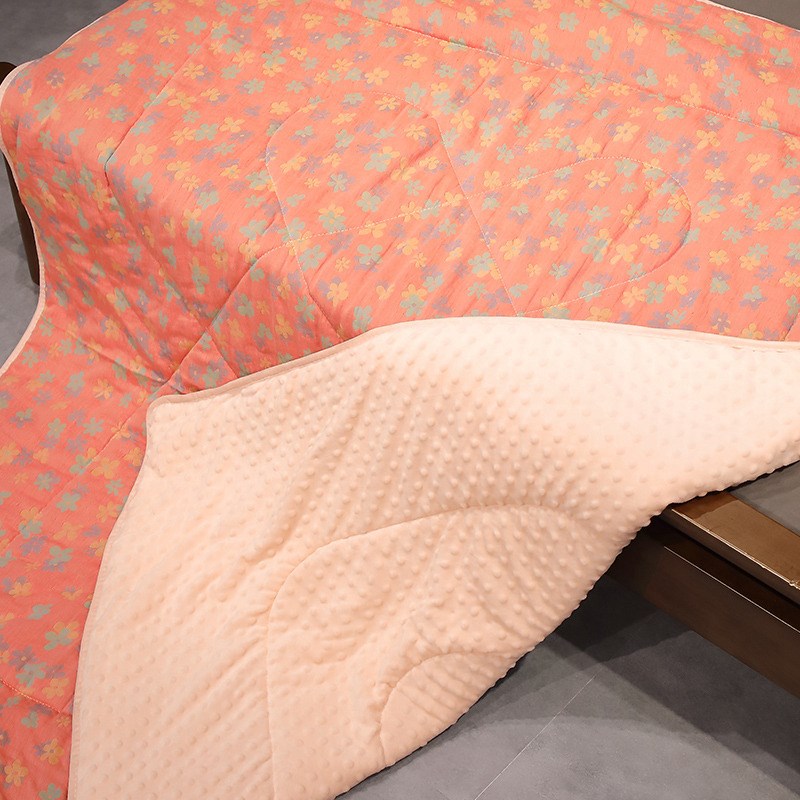 抱枕被子两用毯子二合一加厚办公室折叠午睡枕头沙发汽车靠枕礼物