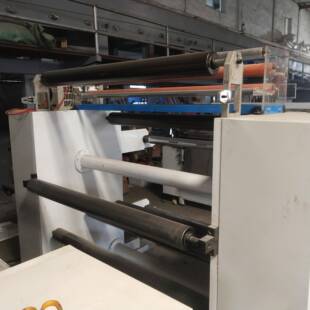 厂家制造反光膜压膜机PP卷筒材料压纹机PVC反光膜覆膜机