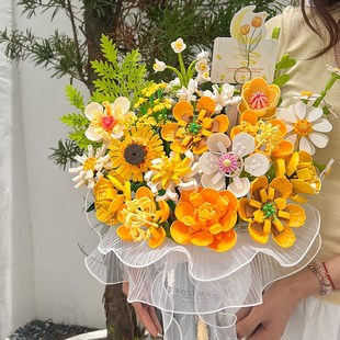 新款花束拼装积木花一岁一u礼手捧花抱抱桶送闺蜜女友七夕高级礼