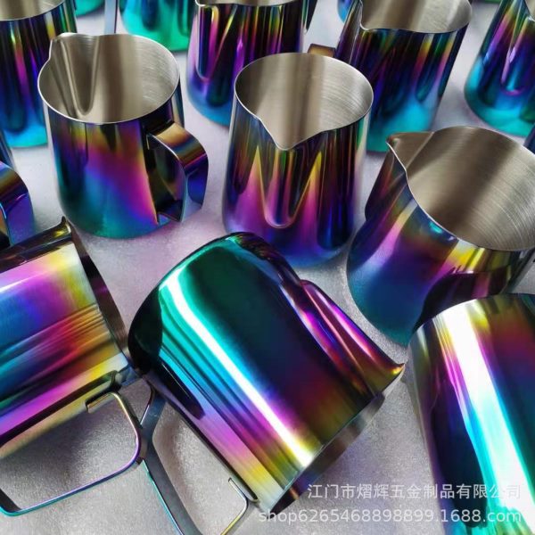 厂家304不锈钢打奶杯电镀炫彩拉花杯 350ML尖嘴七彩拉花缸