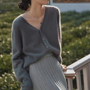 慵懒风外搭宽松软糯针织衫 新款 外套 毛衣女复古纯色v领秋季 法式
