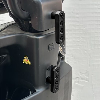 通用转接码电动车车头钛尺转接码方向阻尼稳定器防摇连接码